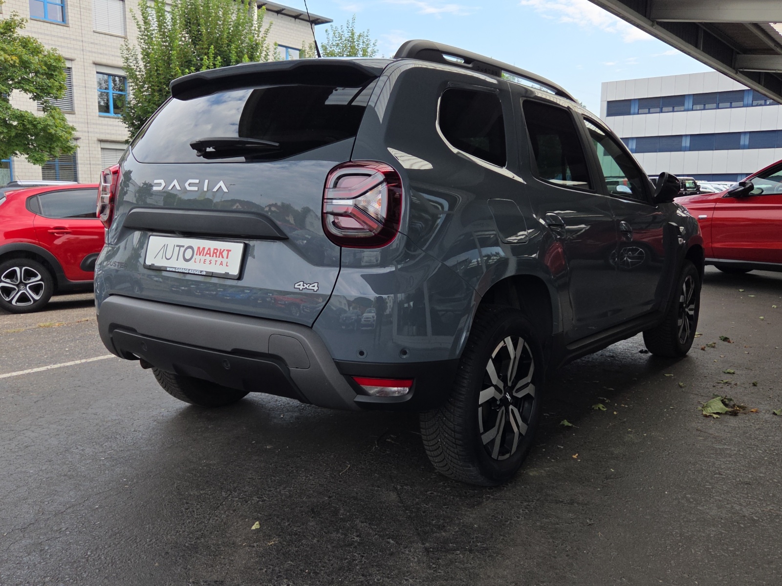 DACIA Duster TCe 150 Journey 4x4-image-12