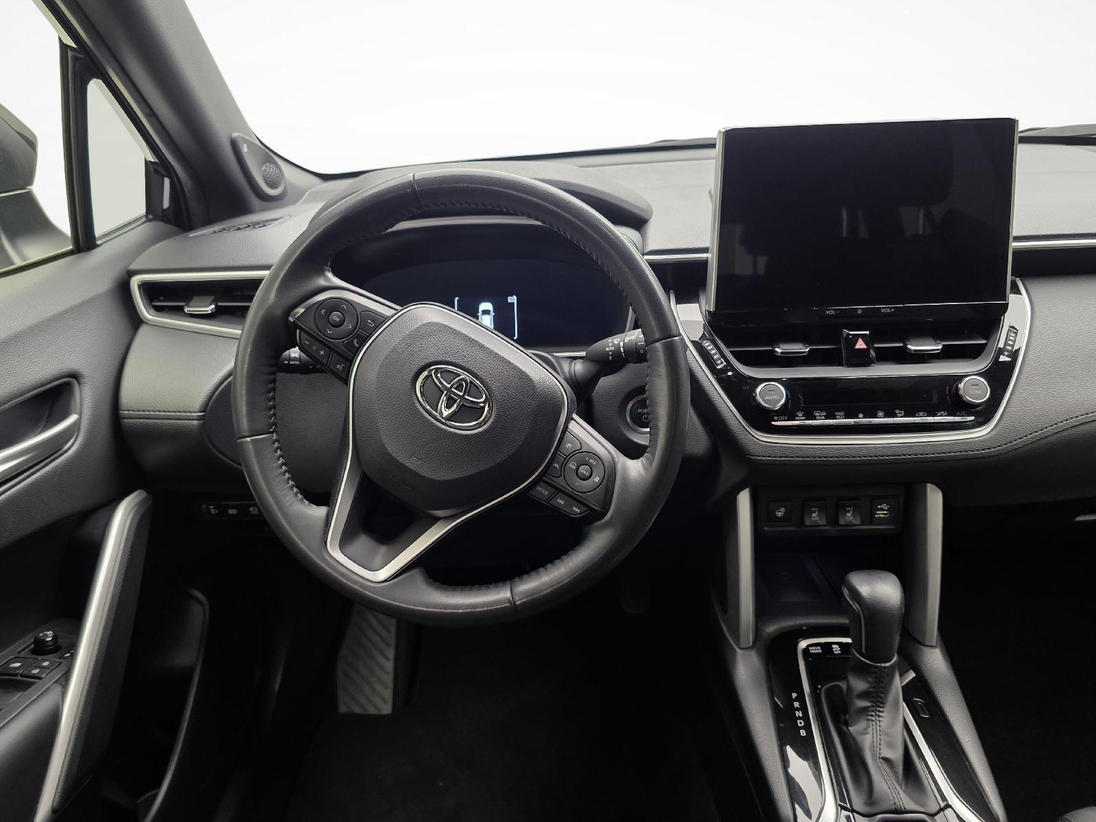 TOYOTA Corolla Cross 2.0 HSD Premium AWD-i-image-14