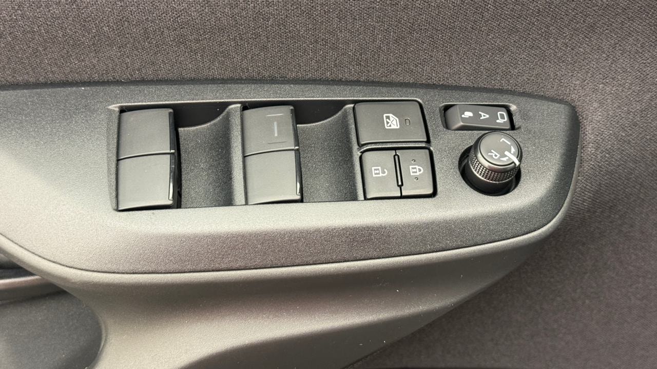 TOYOTA Yaris Cross 1.5 Style e-CVT-image-8
