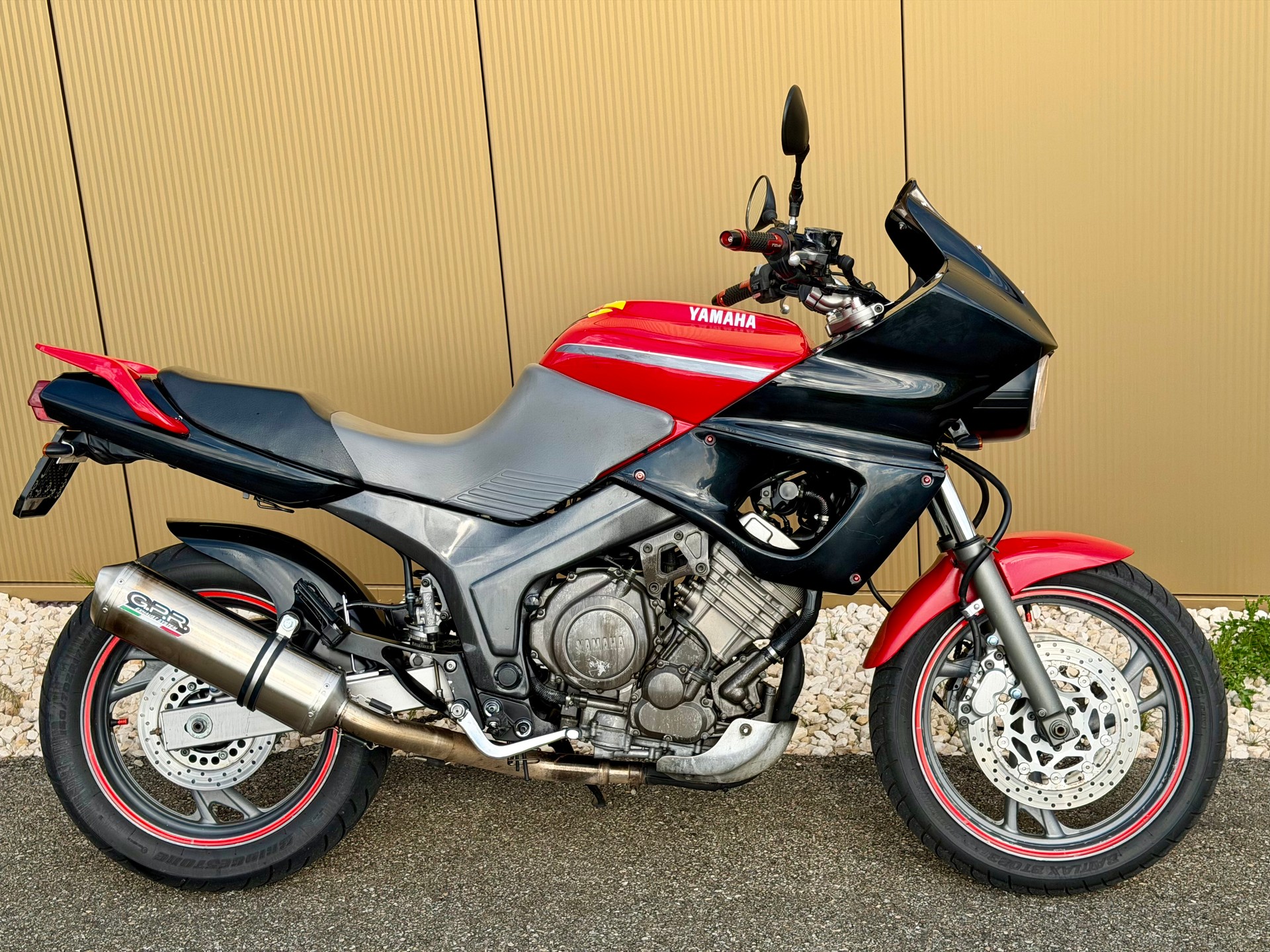 YAMAHA TDM 850-image-3