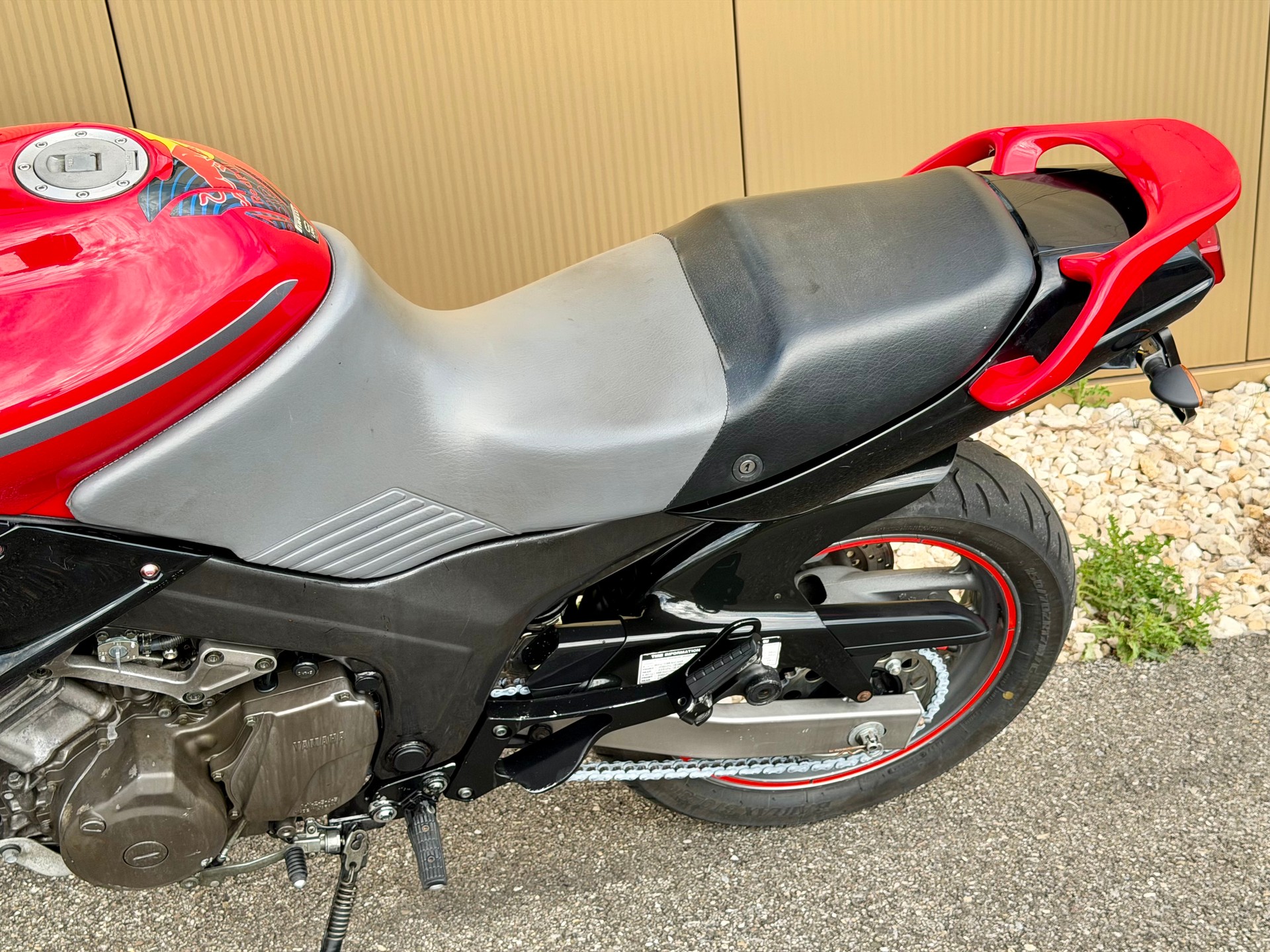 YAMAHA TDM 850-image-14