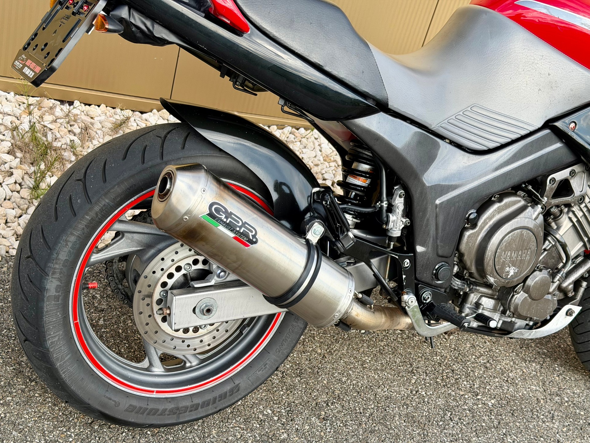 YAMAHA TDM 850-image-6