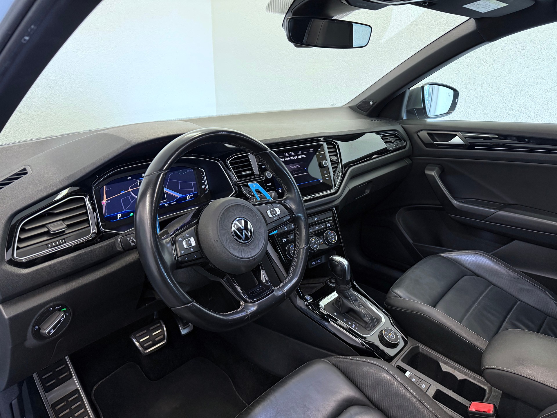 VW T-Roc 2.0 TSI R DSG 4Motion-image-20