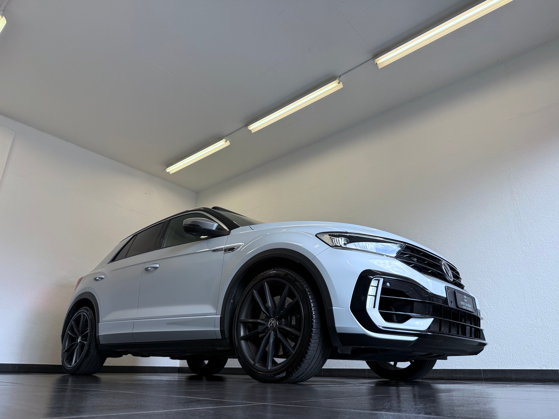 VW T-Roc 2.0 TSI R DSG 4Motion-showroom-element-2