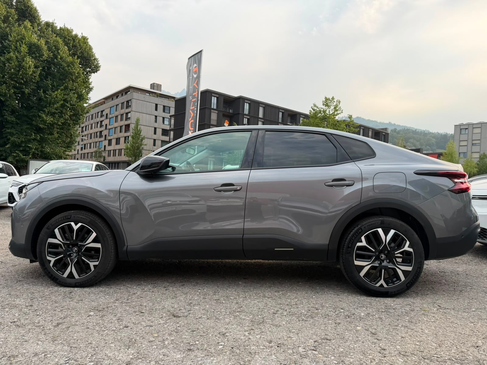CITROEN C4 X HEV Max