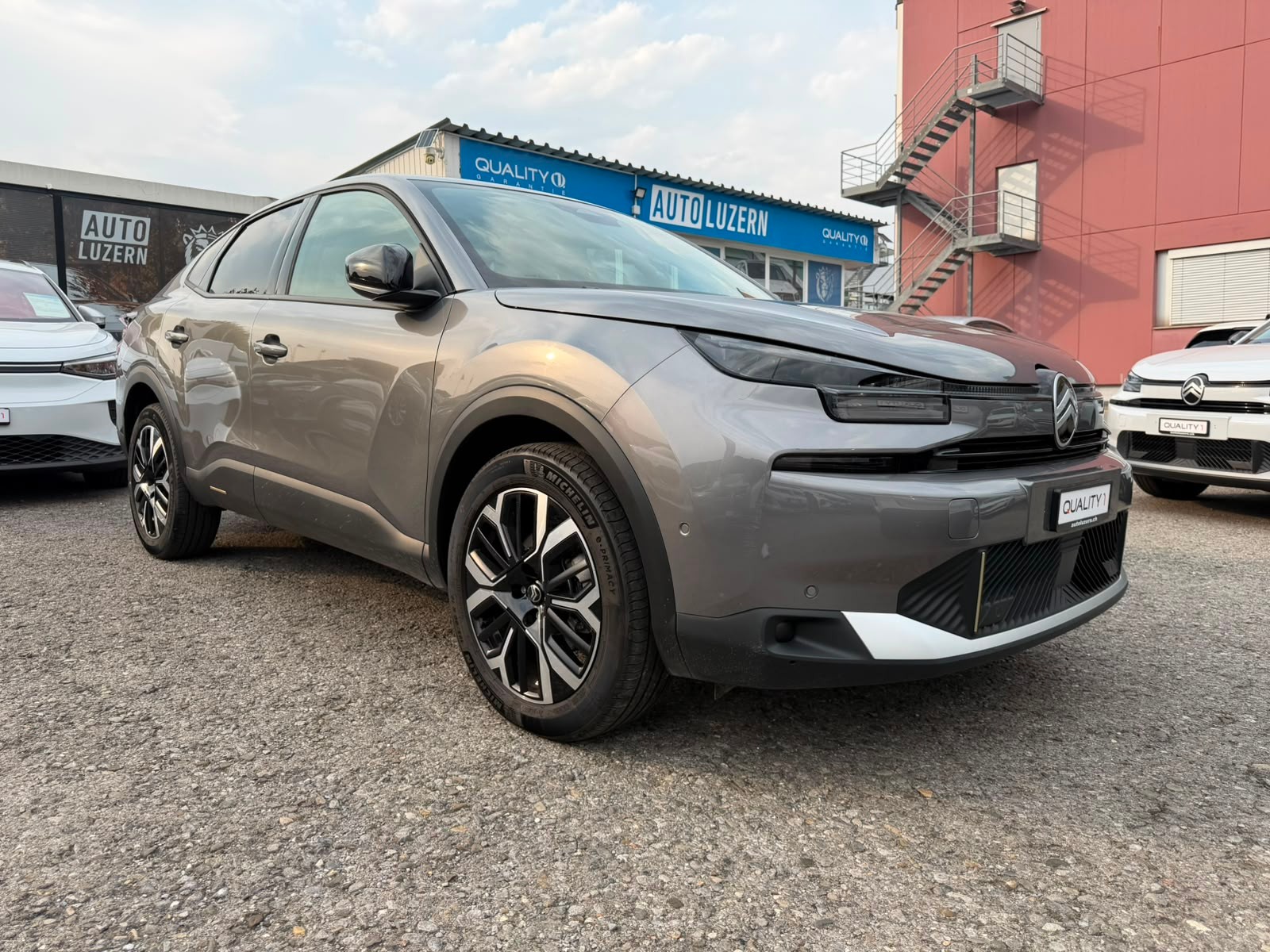 CITROEN C4 X HEV Max-image-5