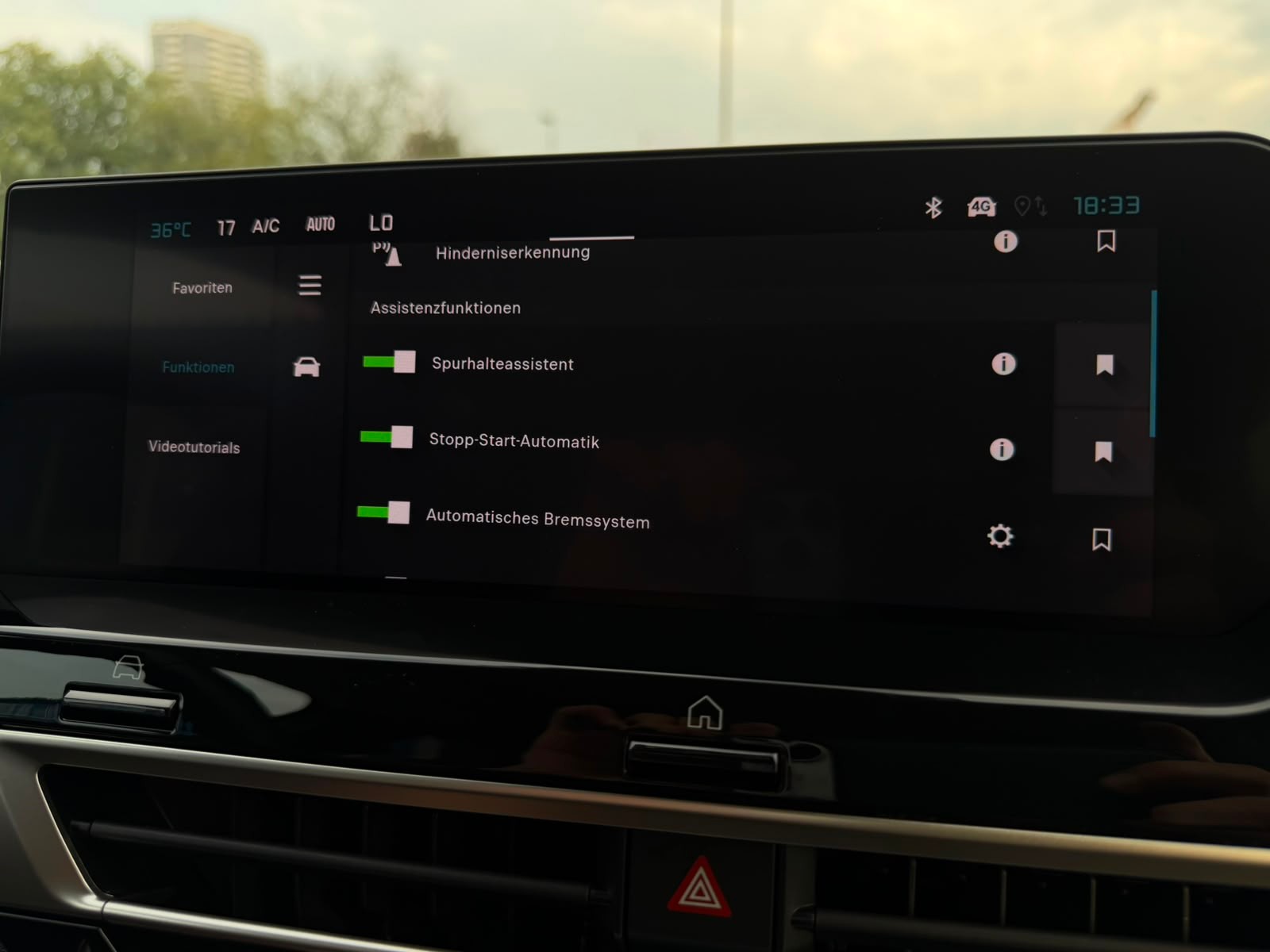 CITROEN C4 X HEV Max-image-21