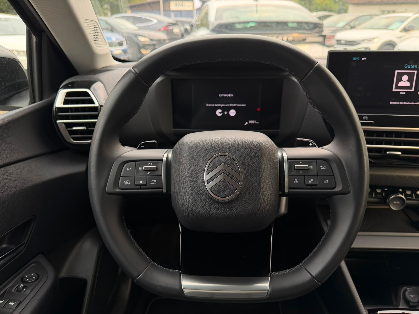 CITROEN C4 X HEV Max-image-17