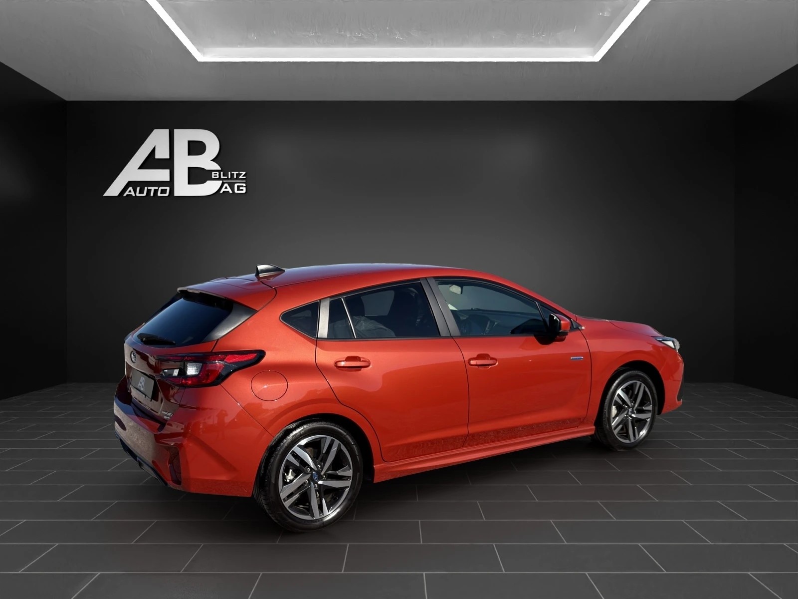 SUBARU Impreza 2.0 e-Boxer Swiss Plus AWD Lineartronic-image-4