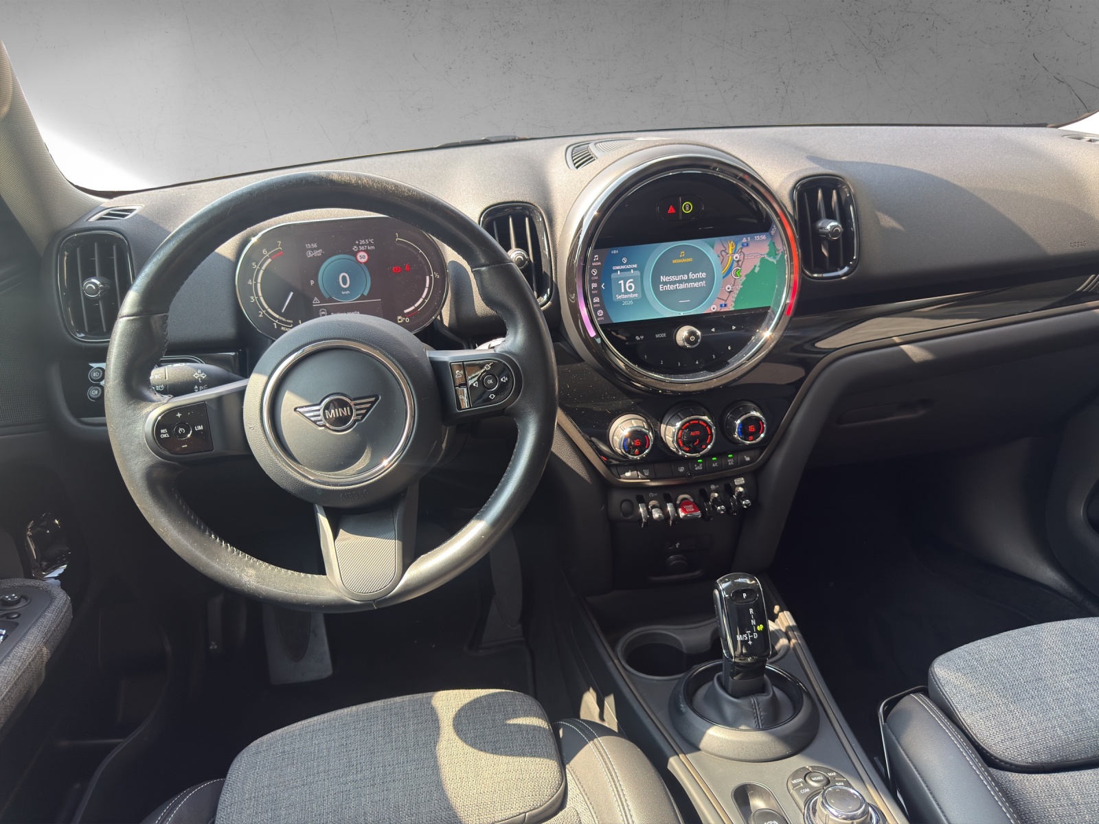 MINI Countryman Cooper ALL4 Steptronic-image-13