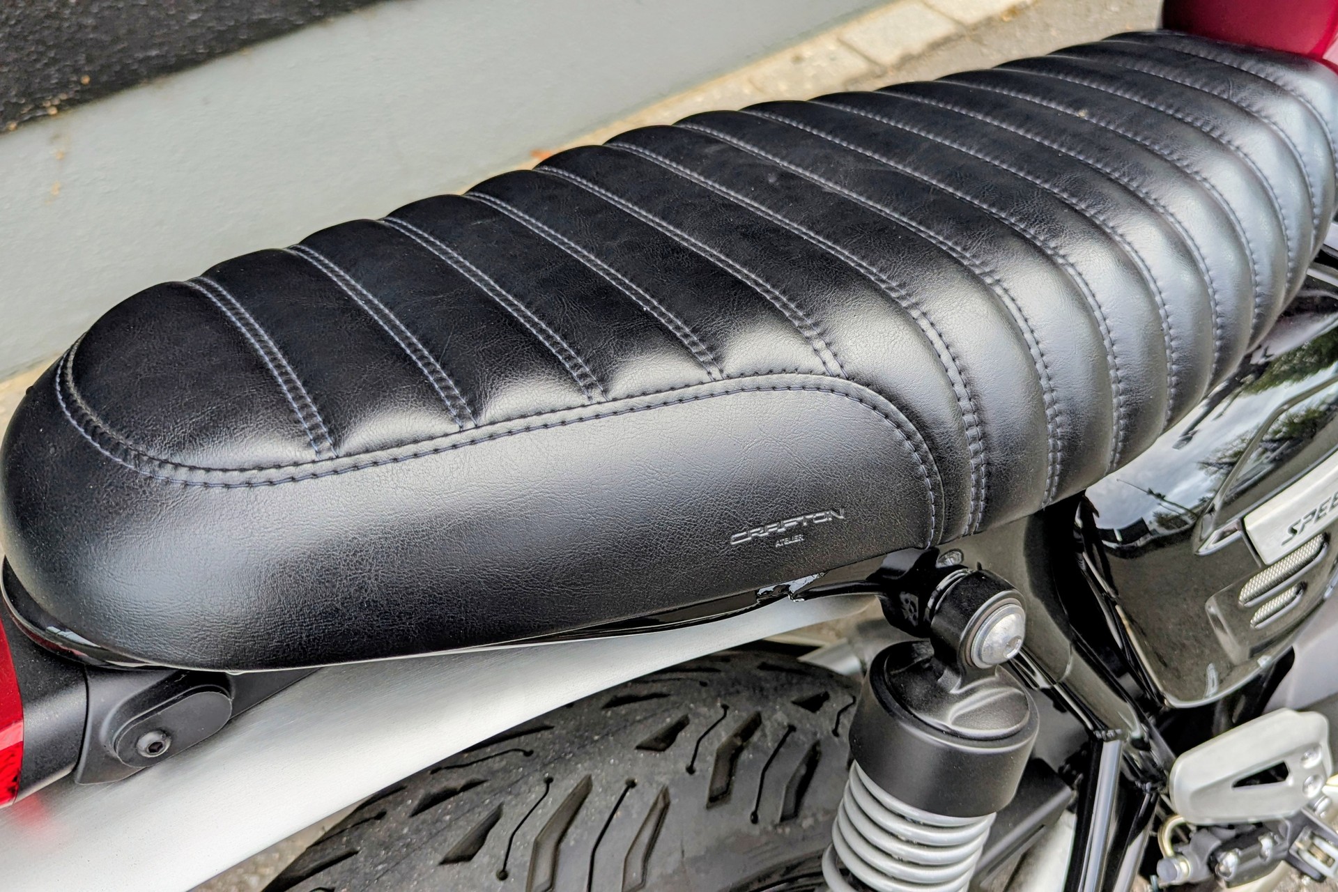 TRIUMPH Speed Twin 1200-image-8
