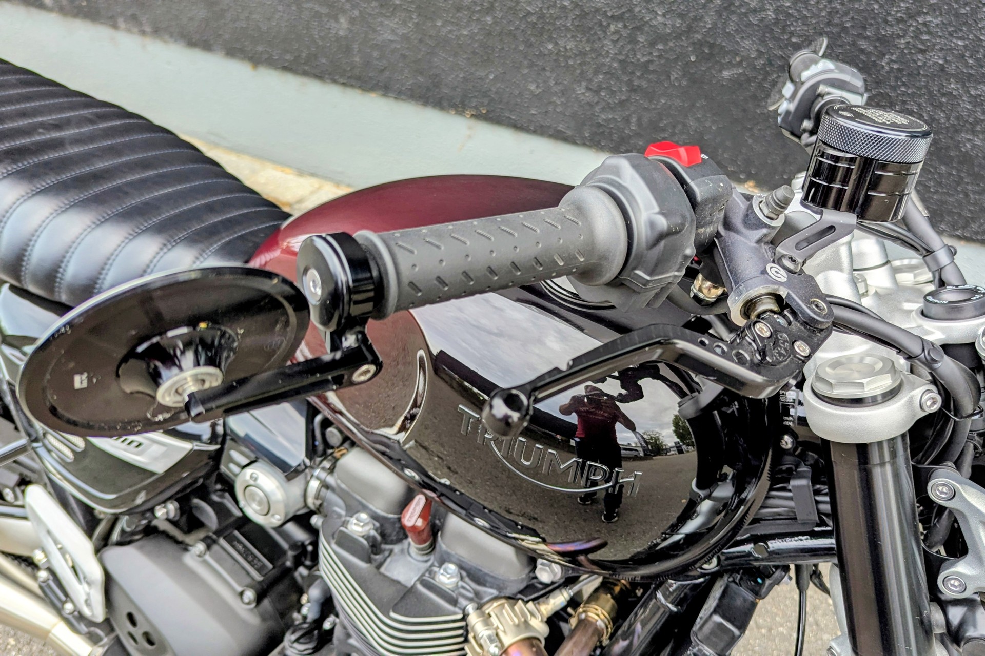 TRIUMPH Speed Twin 1200-image-9