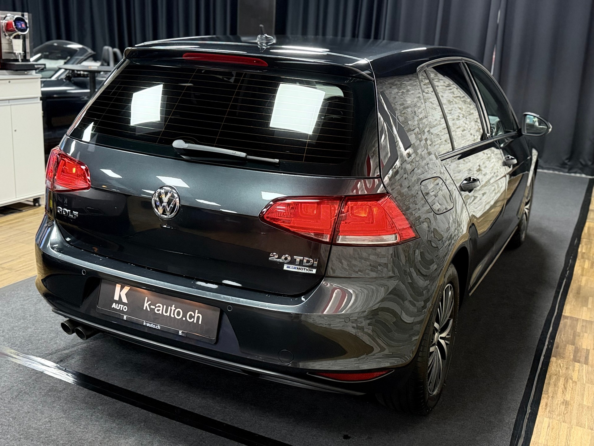 VW Golf 2.0 TDI Allstar DSG-image-4
