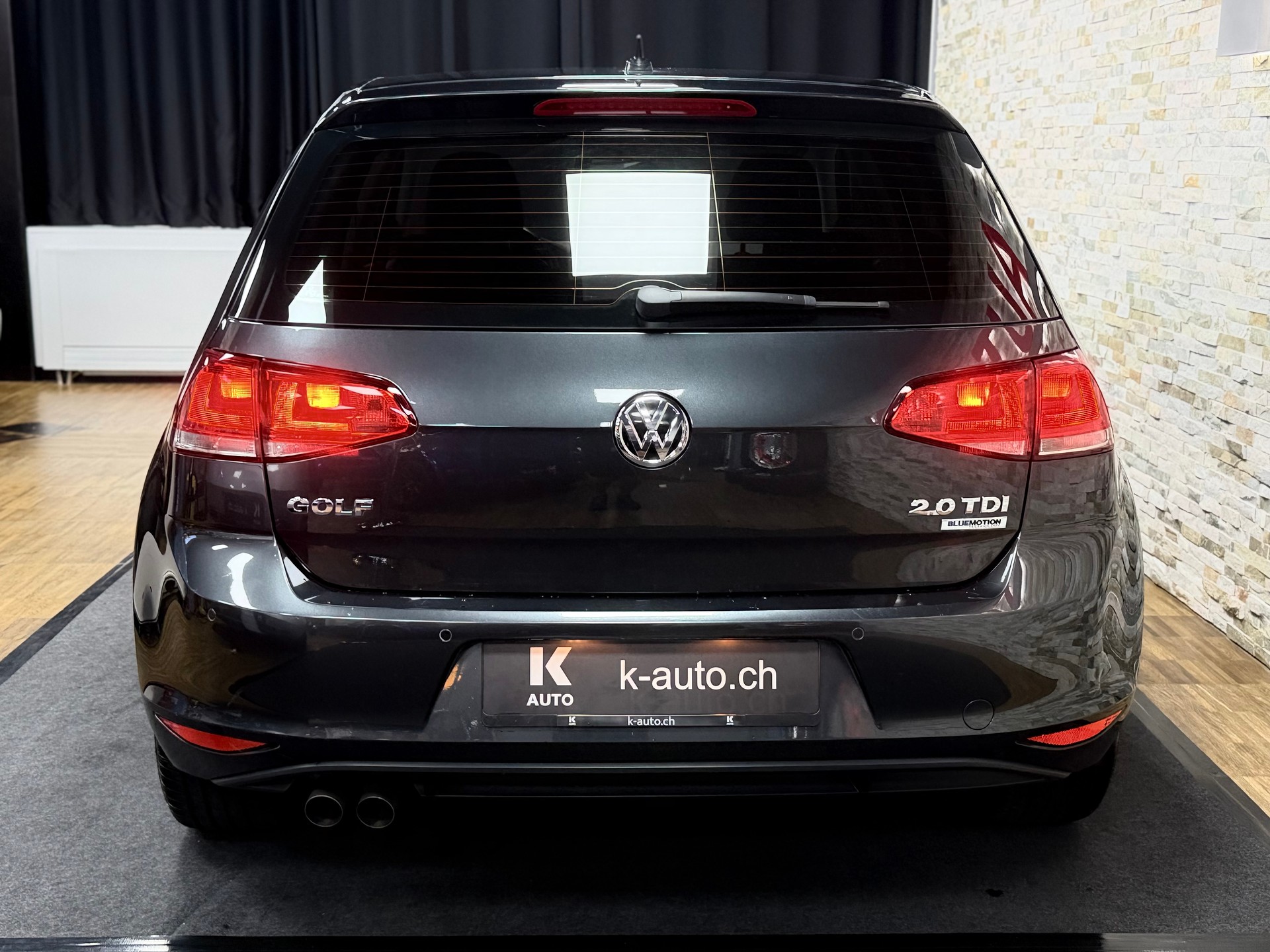 VW Golf 2.0 TDI Allstar DSG-showroom-element-3