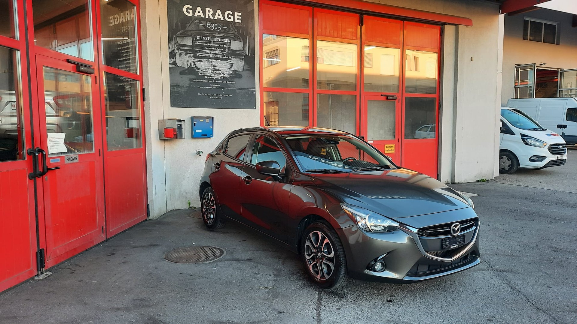 MAZDA 2 1.5i 16V Skyactiv-G Revolution Drive-showroom-element-1