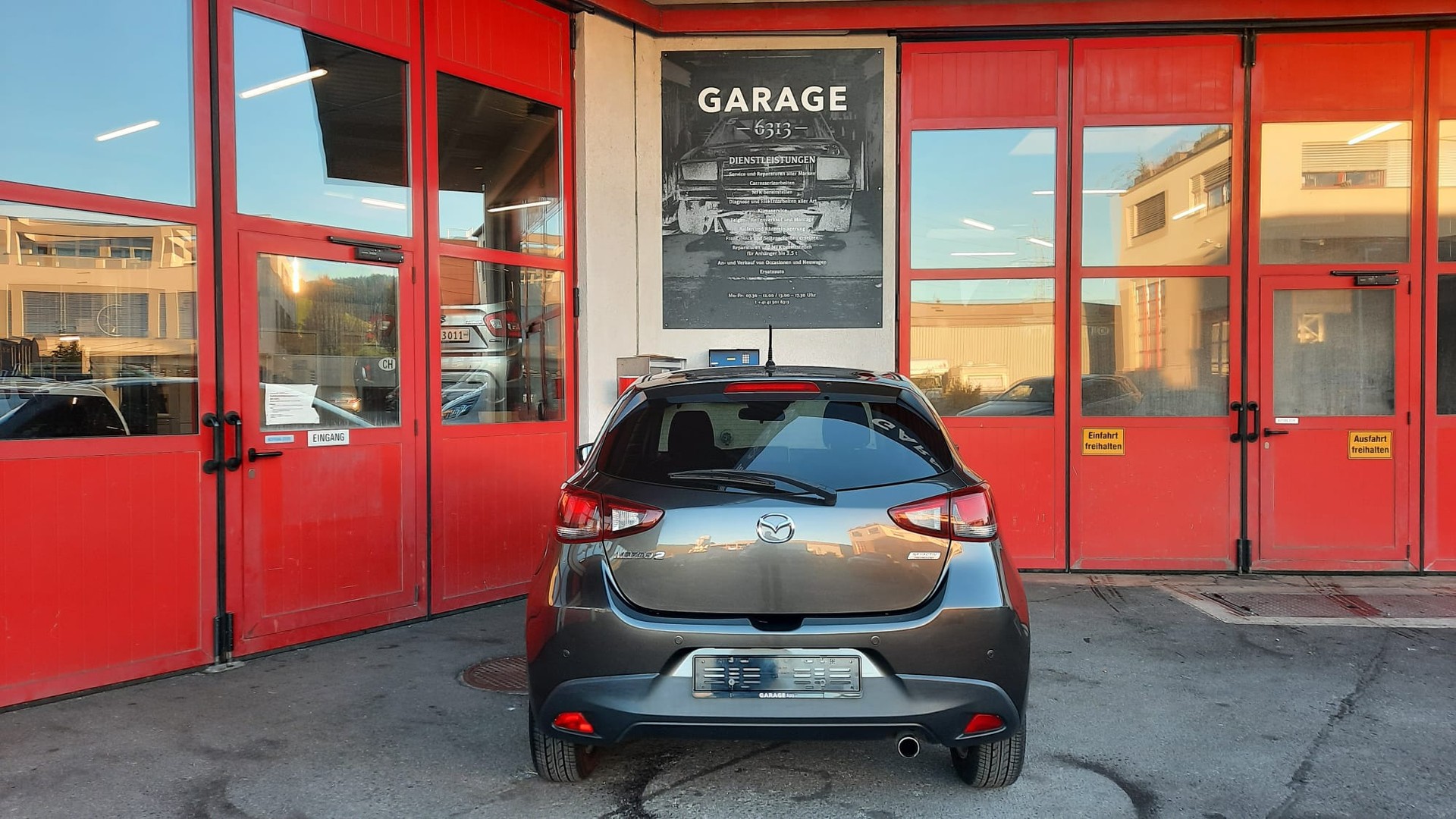 MAZDA 2 1.5i 16V Skyactiv-G Revolution Drive-showroom-element-2