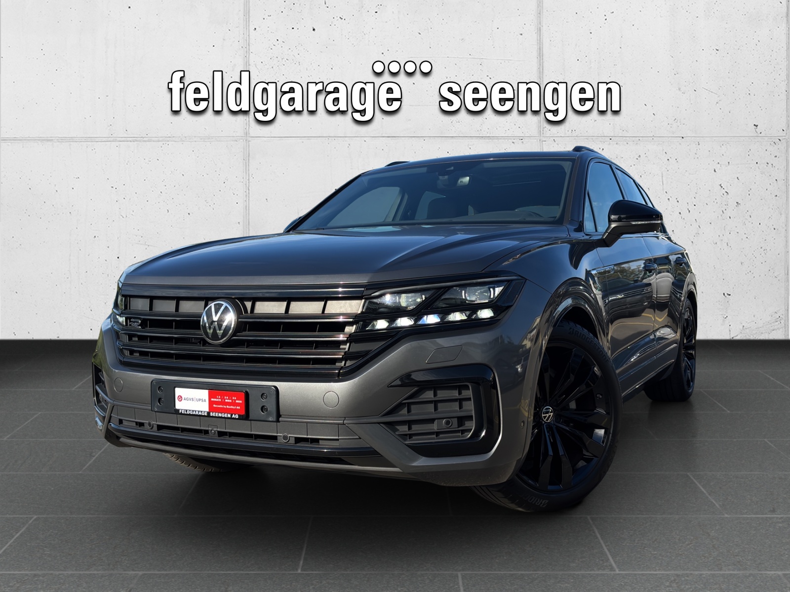 VW Touareg 3.0 TDI R Line Tiptronic mit AHK, Sitzbelüftung & Panorama-Ausstell-/Schiebedach