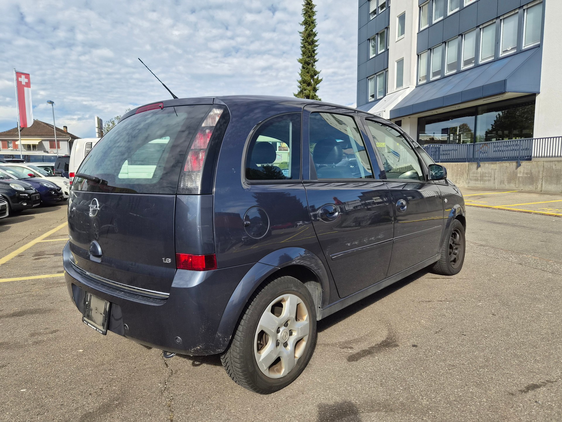OPEL Meriva 1.6i-16 TP (Essentia)-image-6