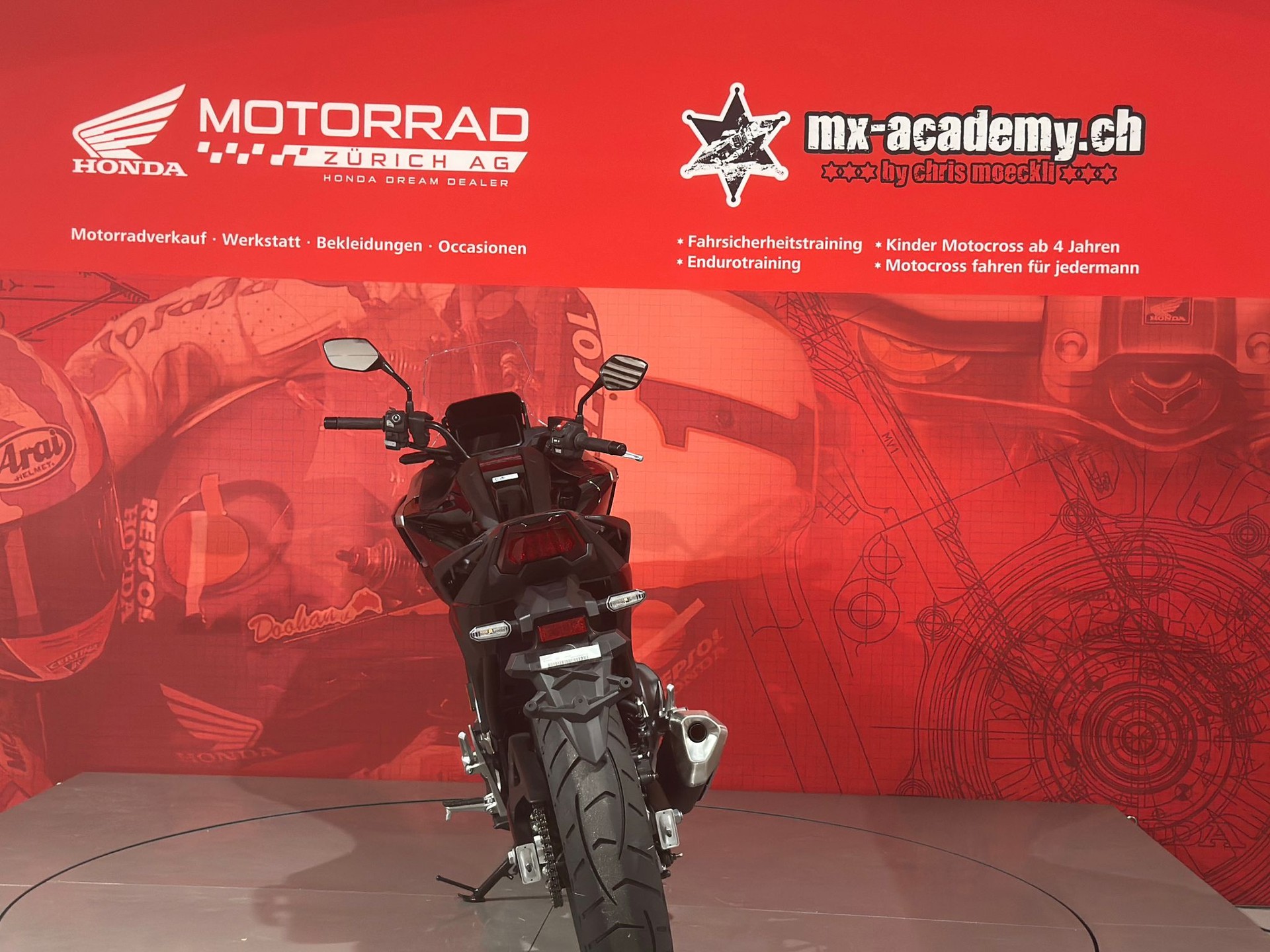 HONDA NC 750 X *Neufahrzeug*-image-4