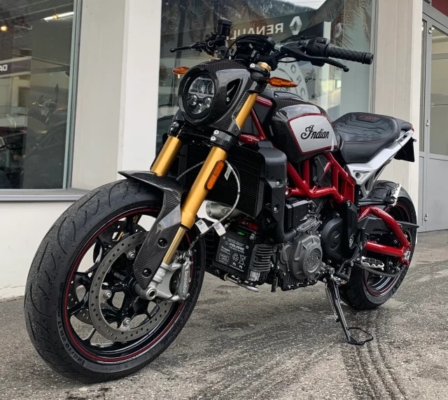 INDIAN FTR 1200 R Carbon-image-13
