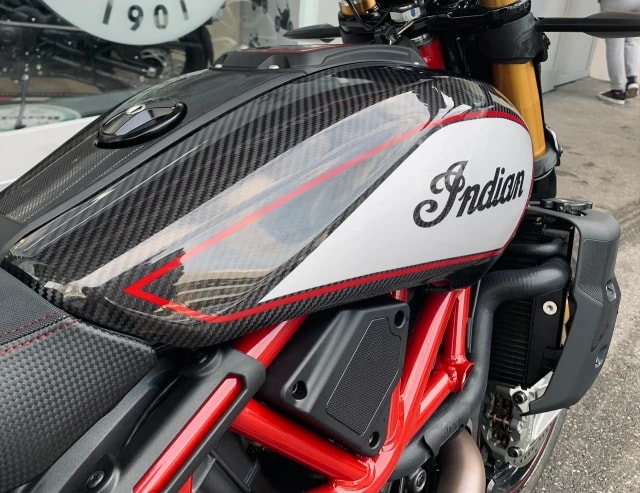 INDIAN FTR 1200 R Carbon-image-7