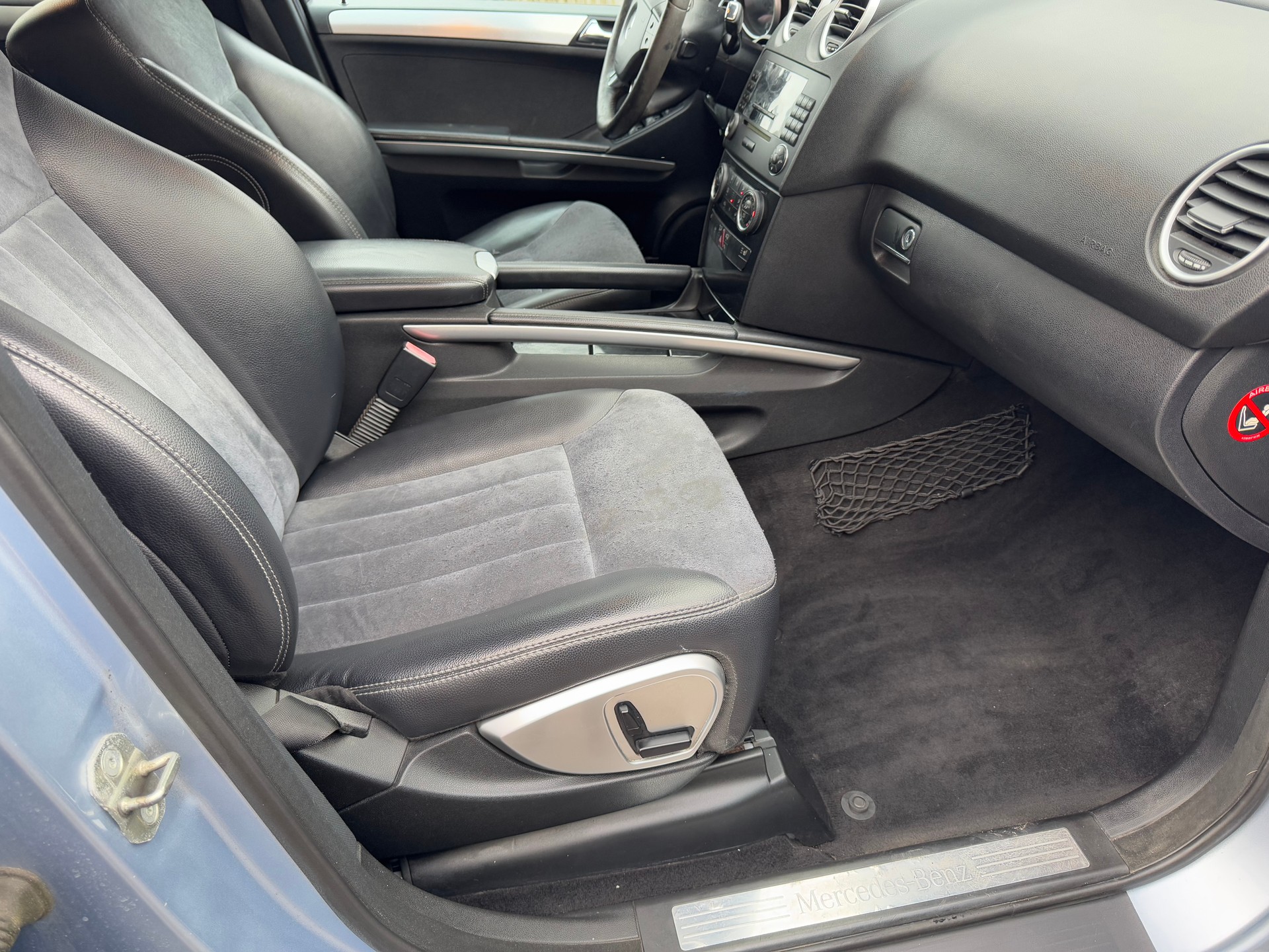 MERCEDES-BENZ ML 320 CDI 4Matic 7G-Tronic-image-9