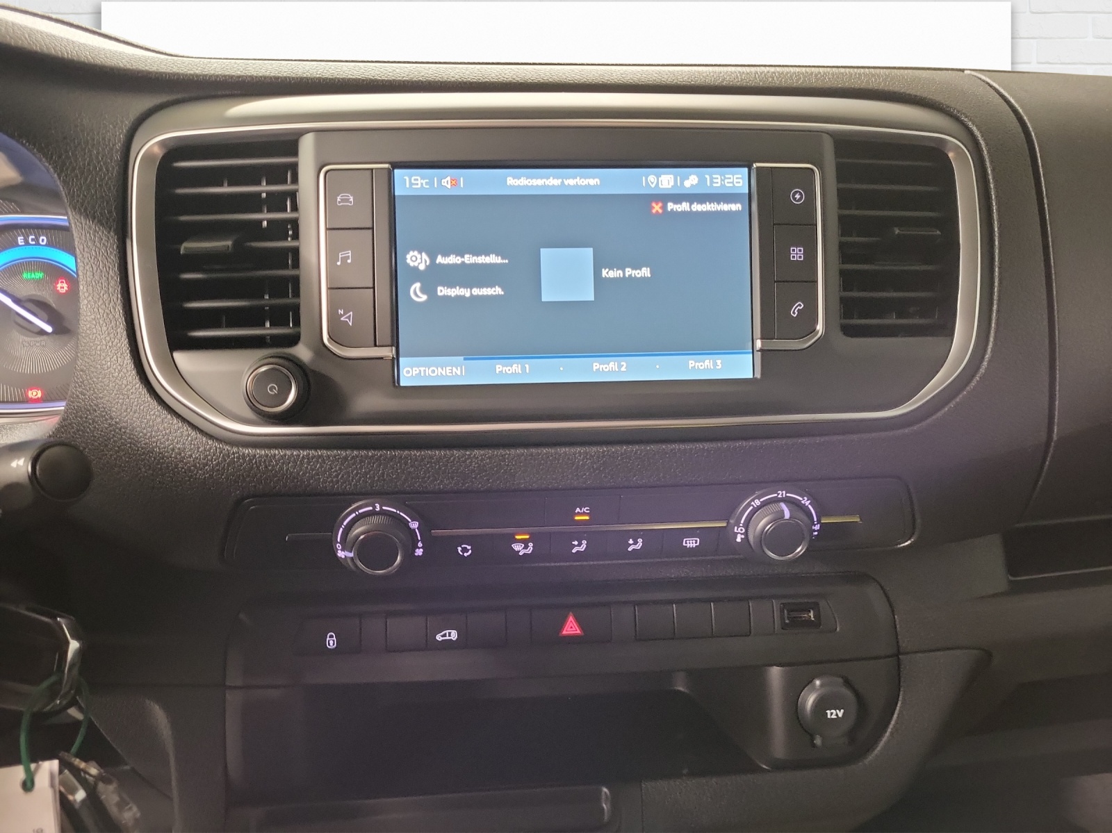 FIAT E-Scudo Kaw. L2 verglast 50 kWh Business Swiss Edition-image-8
