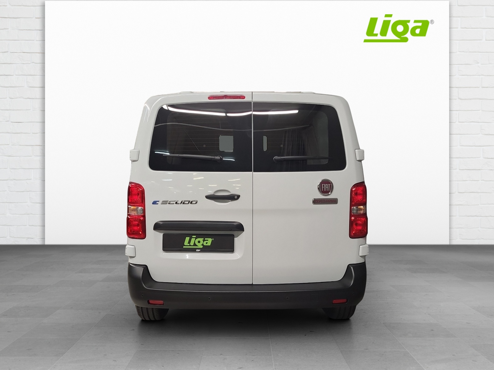 FIAT E-Scudo Kaw. L2 verglast 50 kWh Business Swiss Edition-image-4