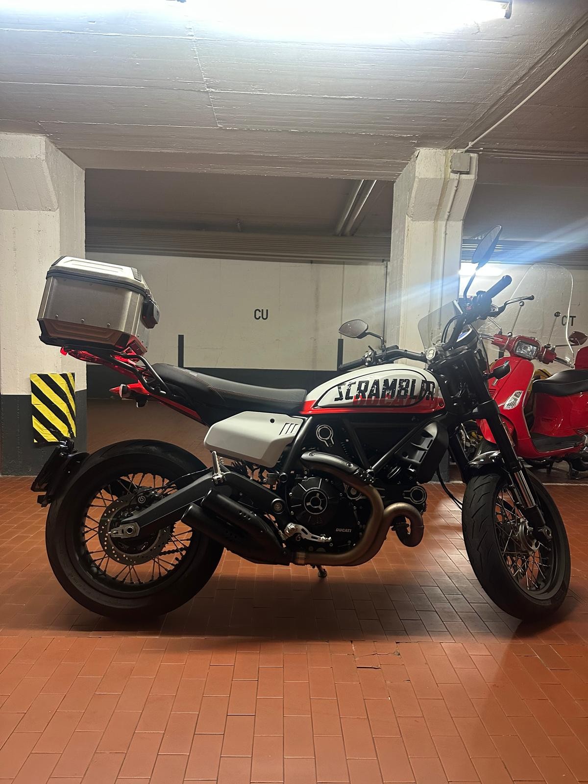 DUCATI 800-image-6