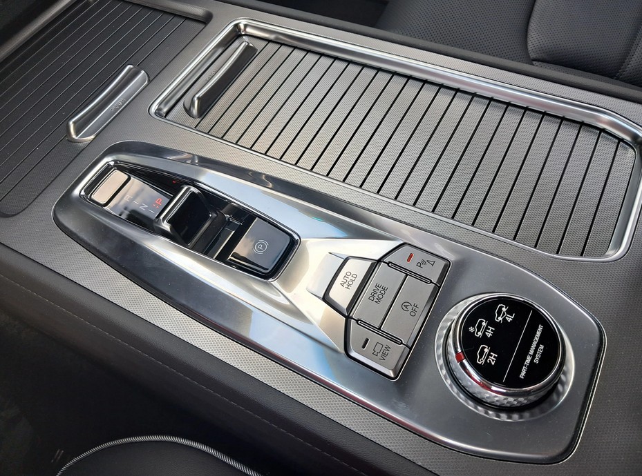 KGM-SsangYong Rexton 2.2 CRDi Blackline 4WD AT-image-13
