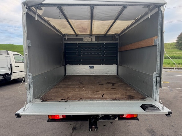 NISSAN Cabstar Comfort 35.13 **16000 km** 6 Plätzer 3.5 t Anhängelast-image-3