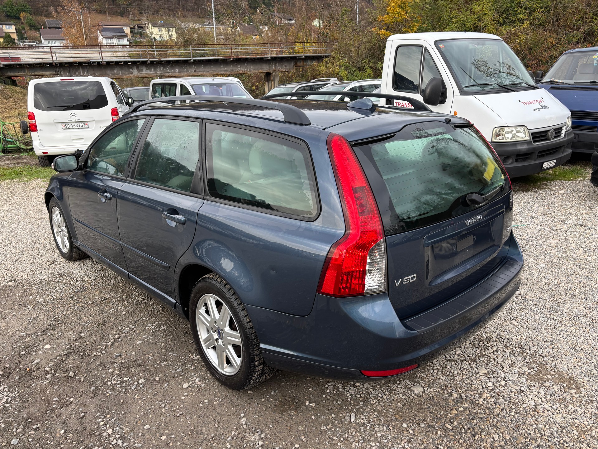 VOLVO V50 2.0D Kinetic-image-2