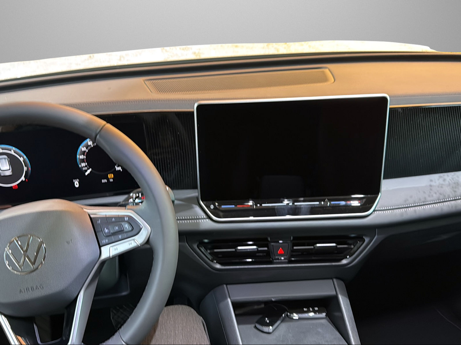VW Tiguan 2.0 TSI DSG United 4Motion-image-7