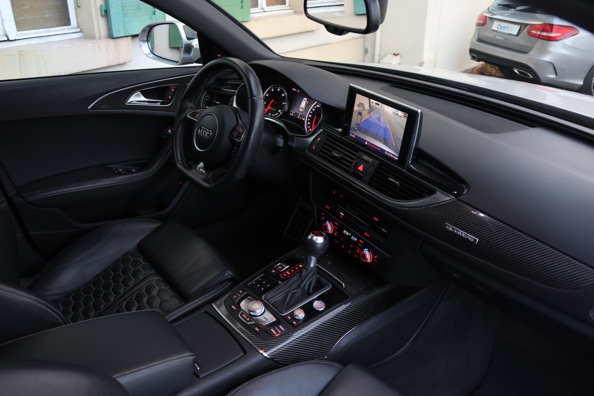AUDI RS6 Avant 4.0 TFSI V8 quattro Tiptronic-image-11