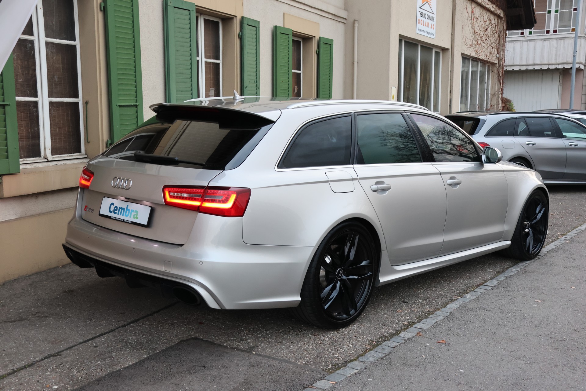 AUDI RS6 Avant 4.0 TFSI V8 quattro Tiptronic-image-5