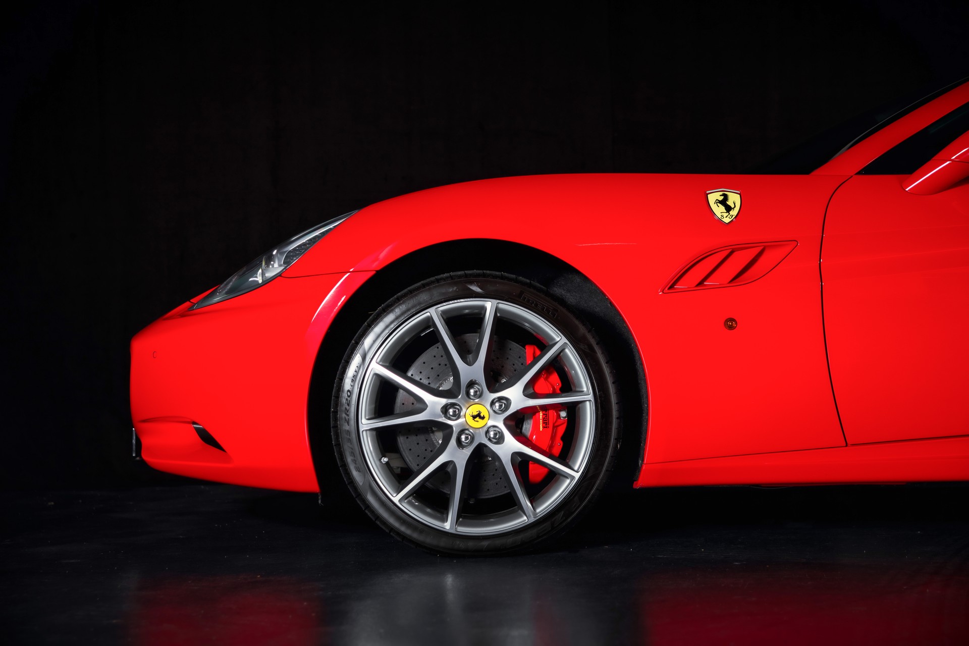 FERRARI California 4.3 V8 12'800 KM-image-5
