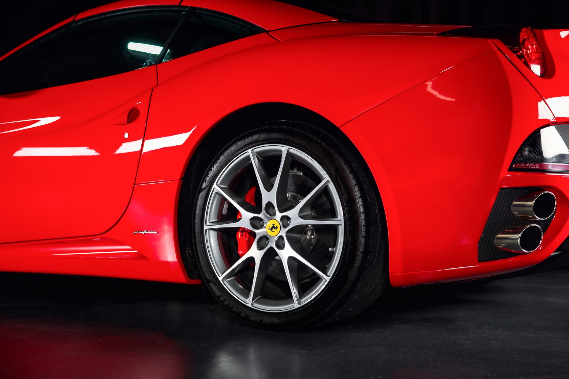 FERRARI California 4.3 V8 12'800 KM-image-6