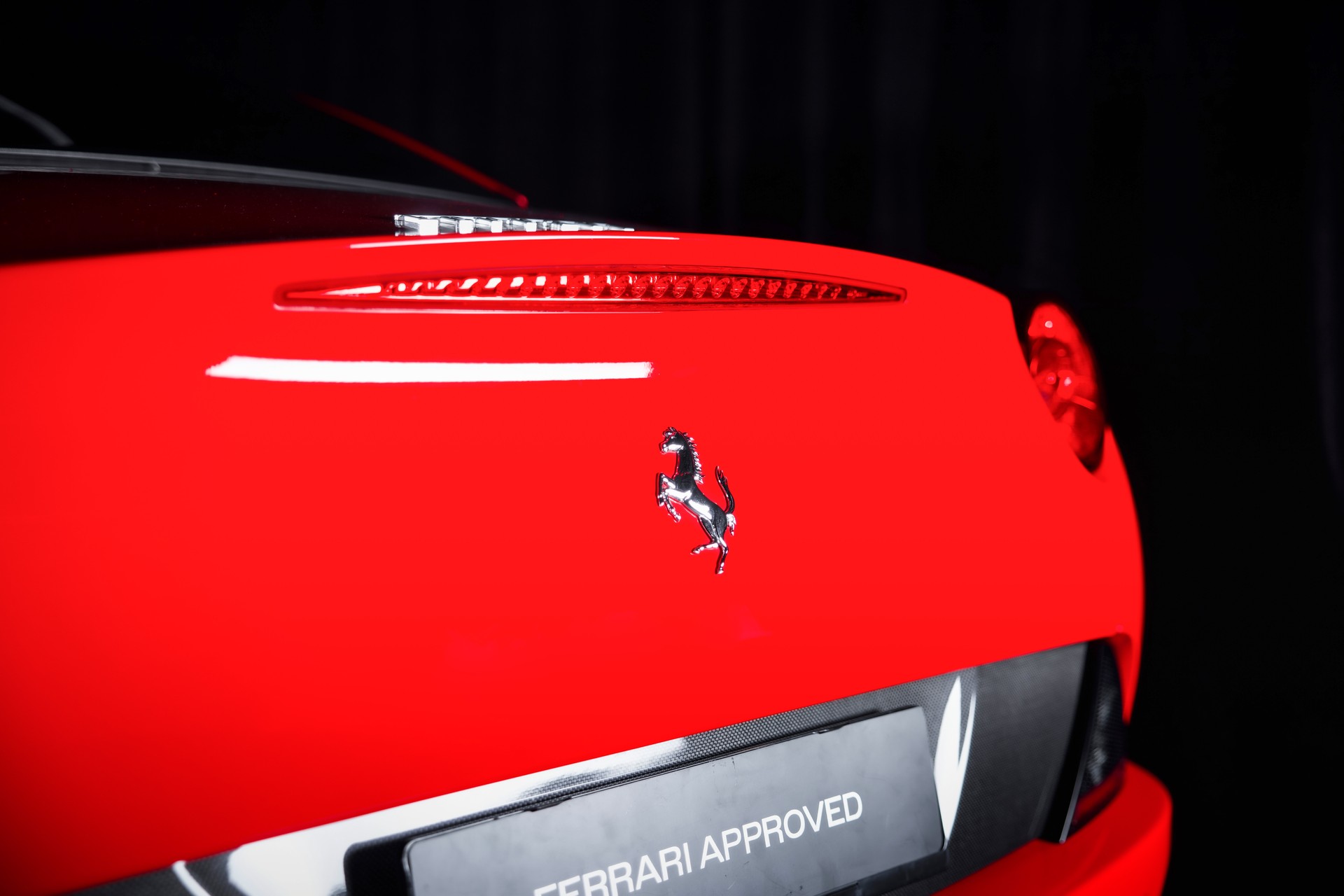 FERRARI California 4.3 V8 12'800 KM-image-10