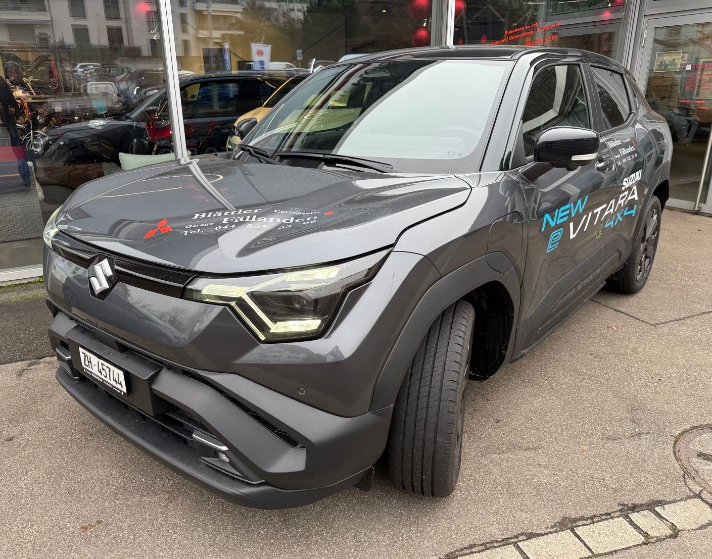 SUZUKI e Vitara Compact Top 4x4