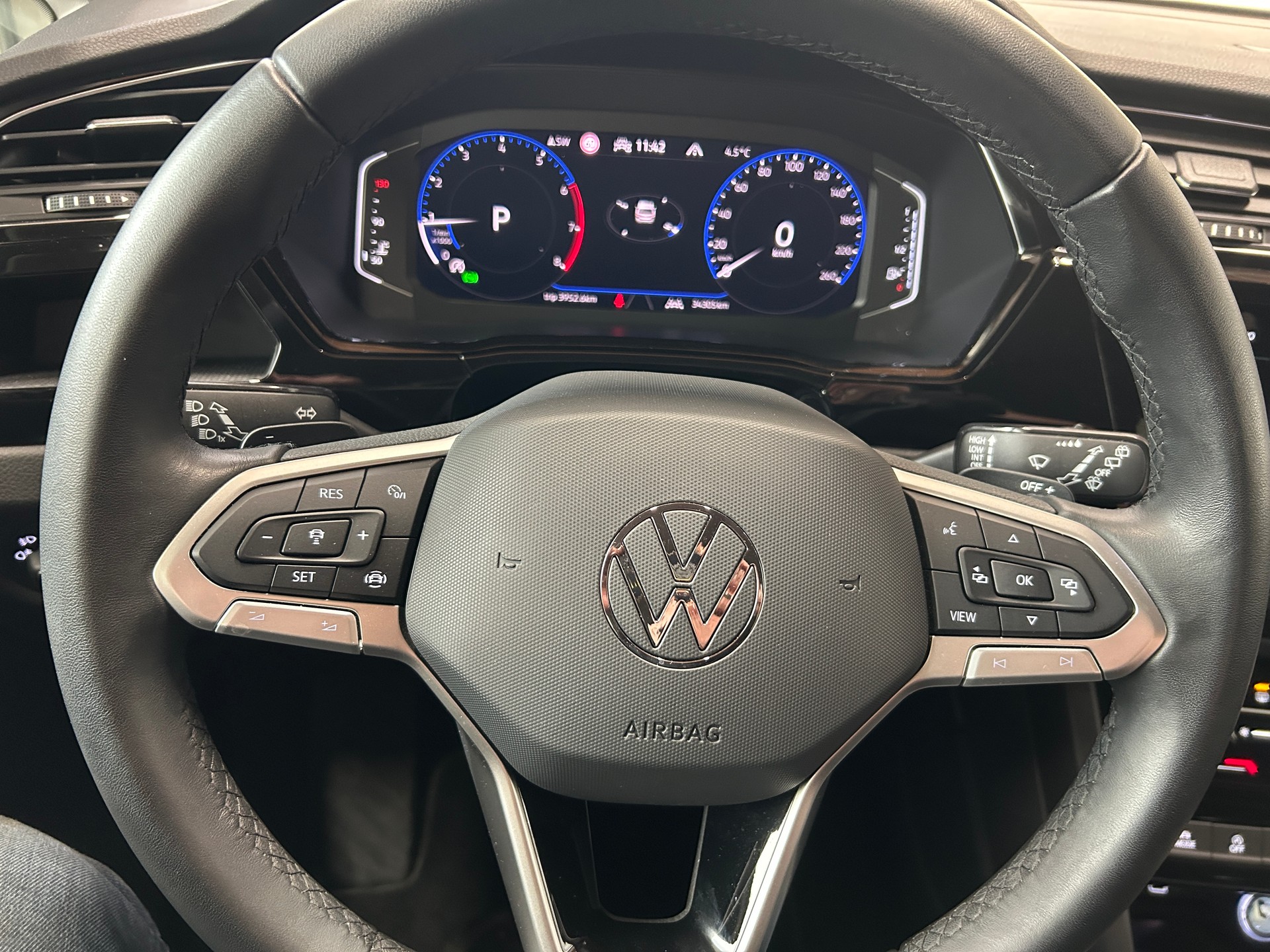 VW Touran 1.5 TSI EVO Highline United DSG-image-15