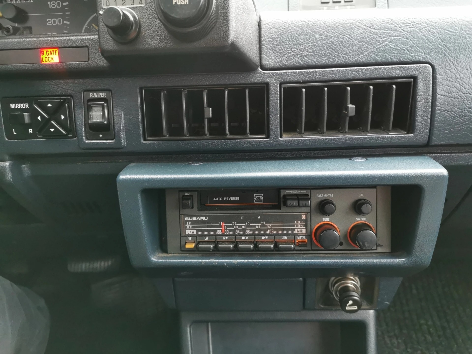 SUBARU 1.8 SuperStation 4WD Veteran AUT-image-16