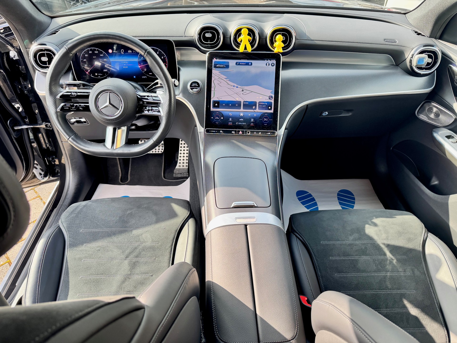 MERCEDES-BENZ GLC Coupé 200 AMG Line 4Matic 9G-Tronic-image-7