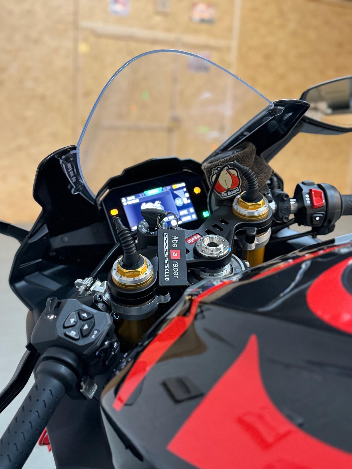 APRILIA RSV4 1100 E5+ Factory-image-8