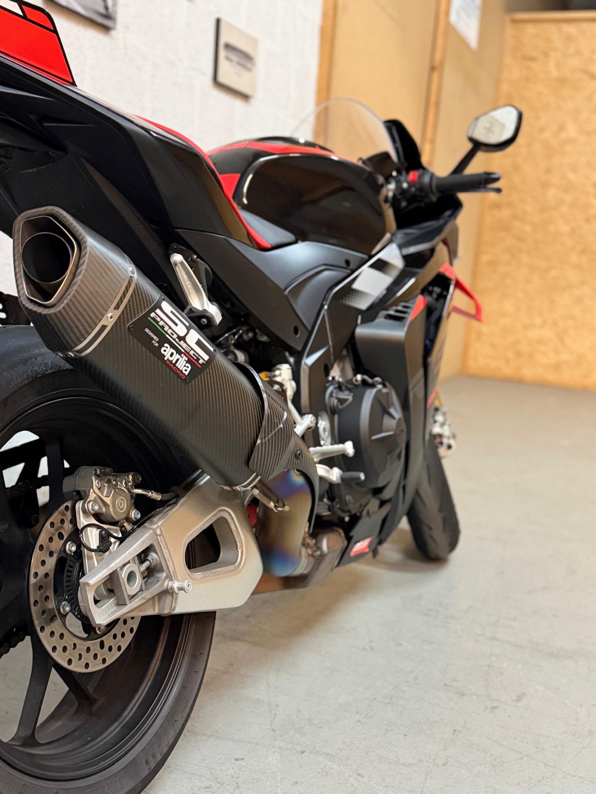 APRILIA RSV4 1100 E5+ Factory-image-5