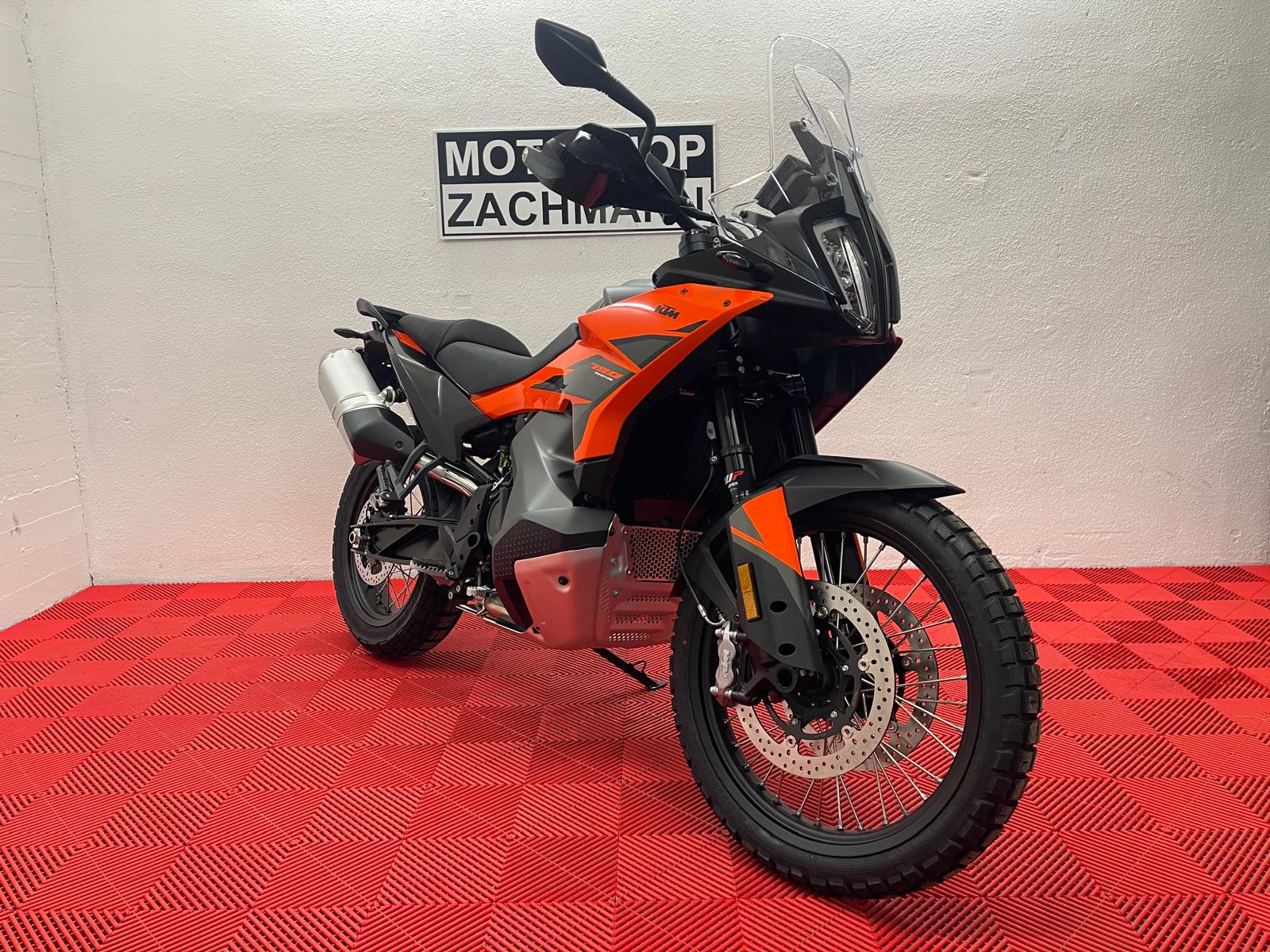 KTM 790 Adventure-image-1