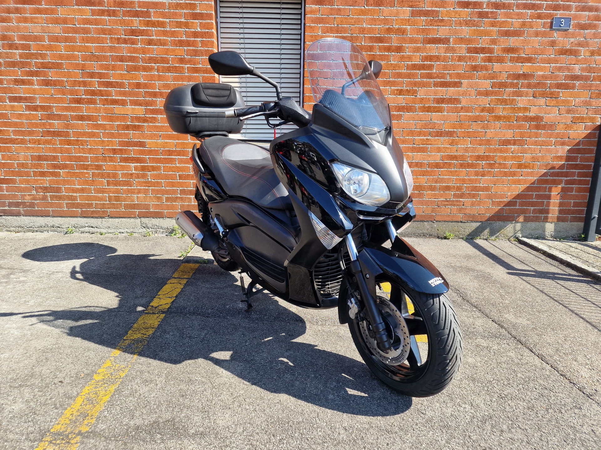 YAMAHA YP250RA X-Max-image-0