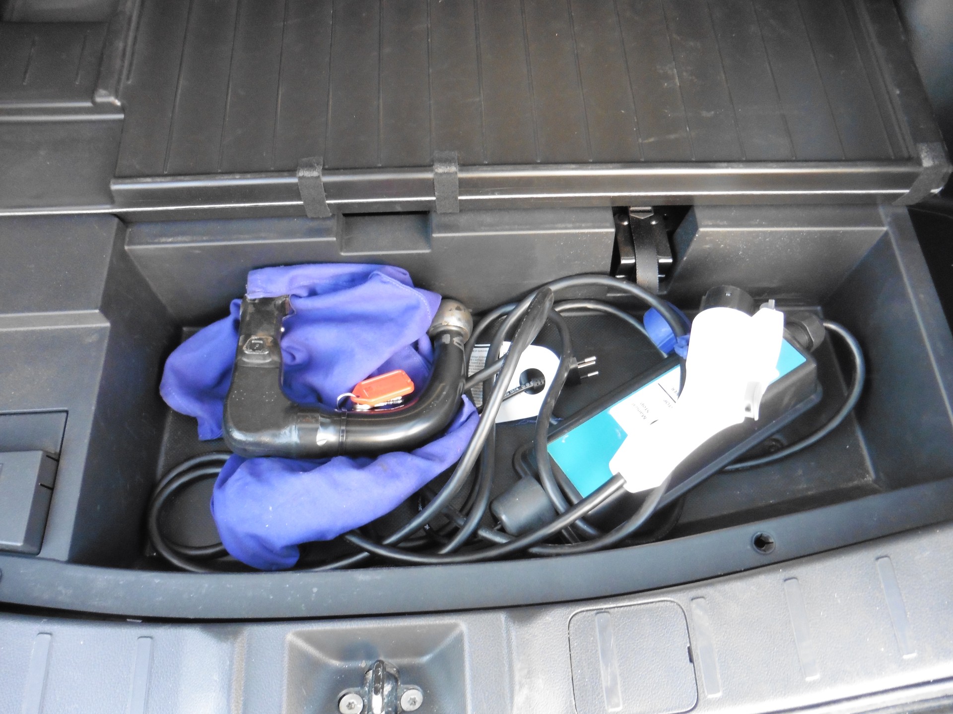 MITSUBISHI Outlander 2.4 PHEV Style 4WD Automatic-image-26