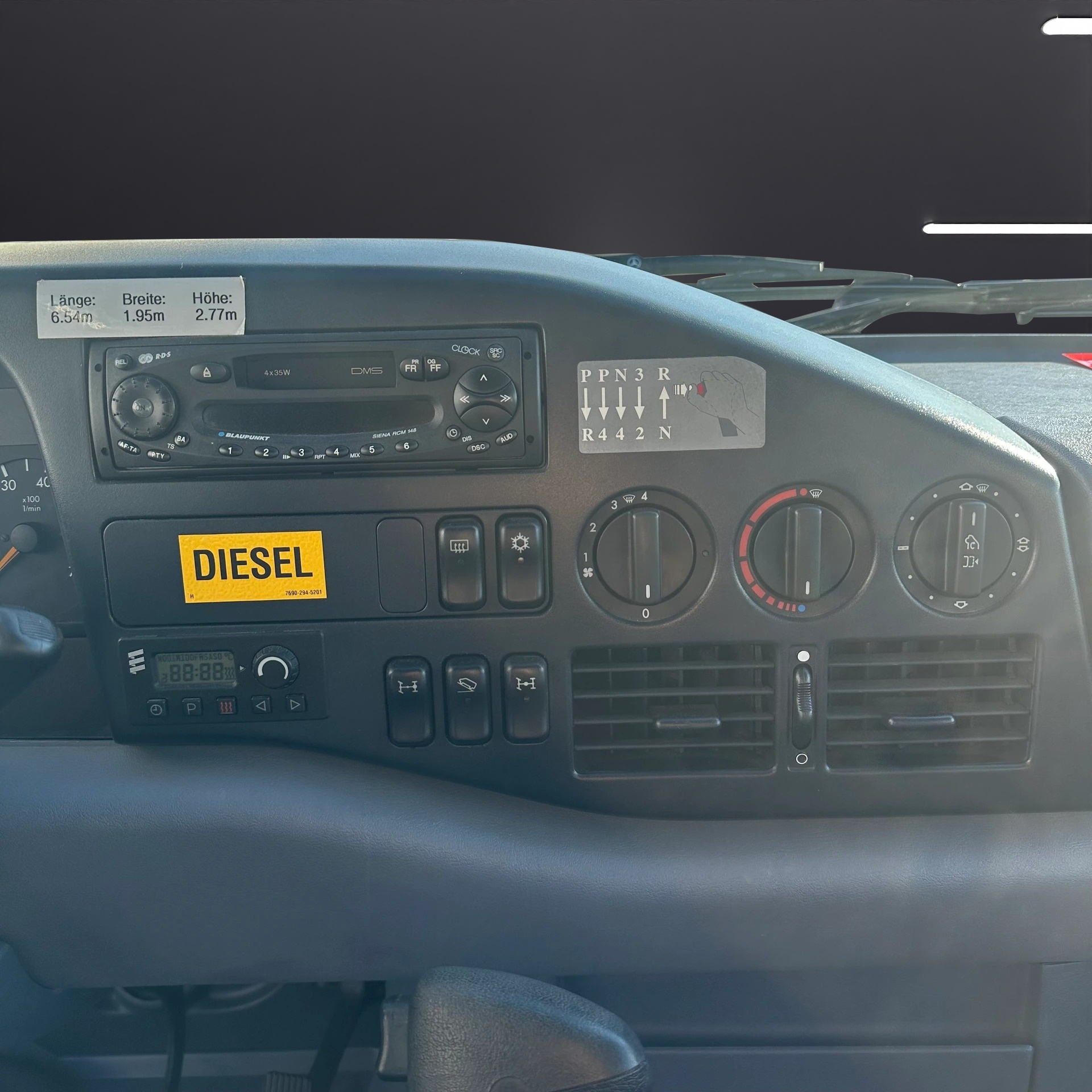 MERCEDES-BENZ Sprinter 312 D 4x4 13 Plätzer-image-9