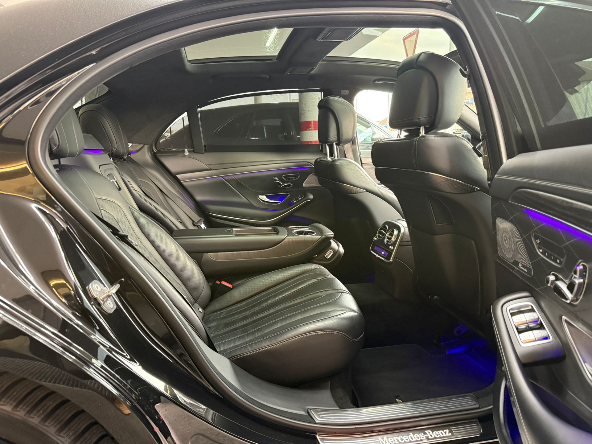 MERCEDES-BENZ S 400 d L AMG-Line 4Matic 9G-Tronic-image-18