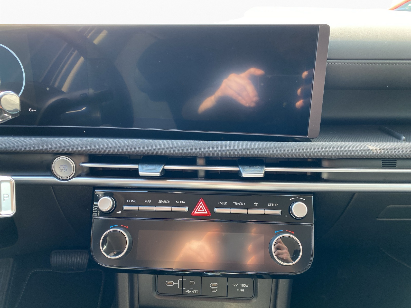 HYUNDAI Tucson 1.6 T-GDi HEV Amplia 4WD-image-14